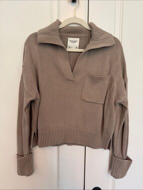 Abercrombie & Fitch Taupe Knit Popover Pullover Sweater